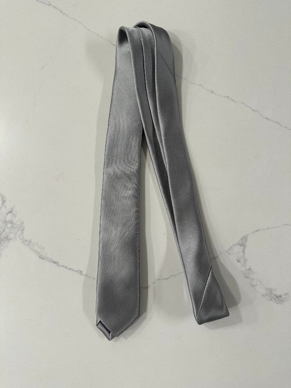 H&M Silver Satin Slim Necktie Mens Neck Tie Grey Solid Formal